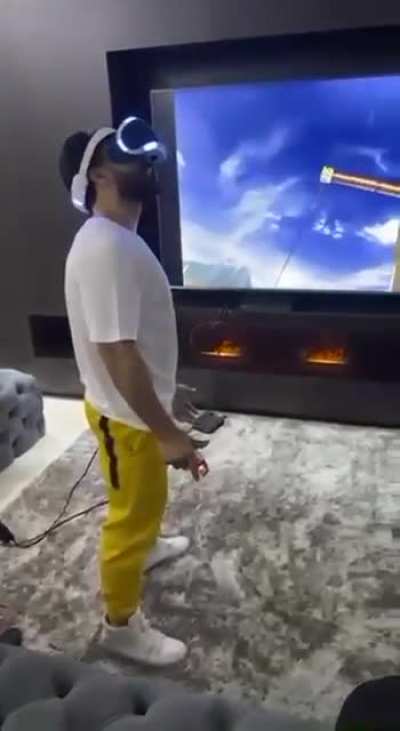 :/