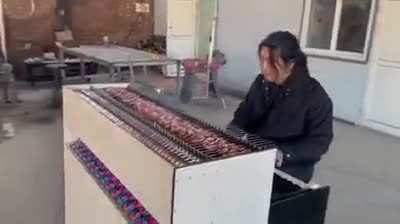 Introducing the runaway kebab pianist