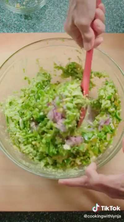 Grandma Lynja is back with a fiesta!