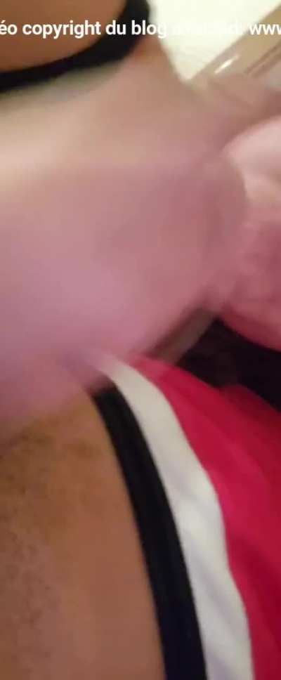 White girl loves to blow Arab cocks - Babtou se régale en suçant des bites de Rebeus
