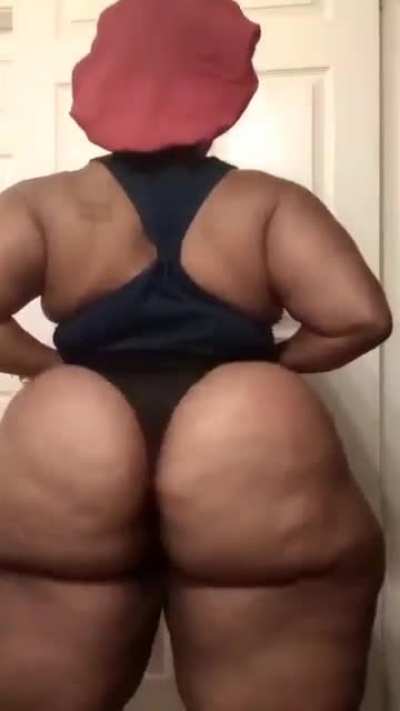 Big girl🍫