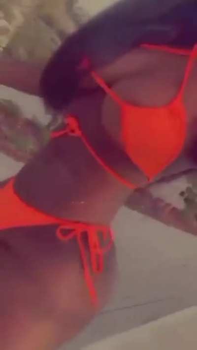 Lambo<wbr>rghin<wbr>iBodi<wbr>ezz #Approved 😍🍑✅