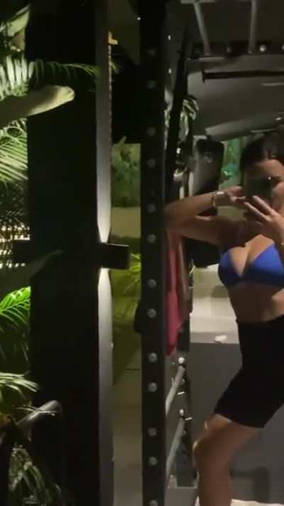 Yassi Pressman