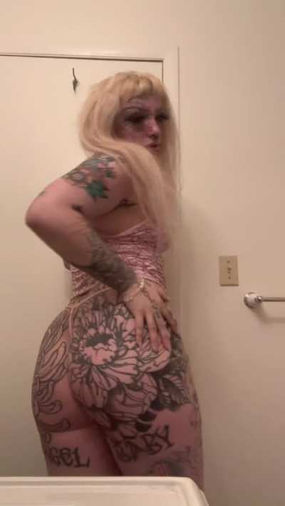 I've been bad you gotta spank me now.
