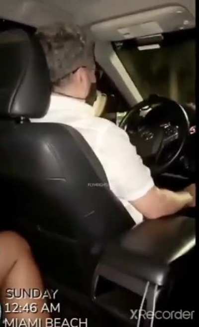 Lyft passenger points gun at driver