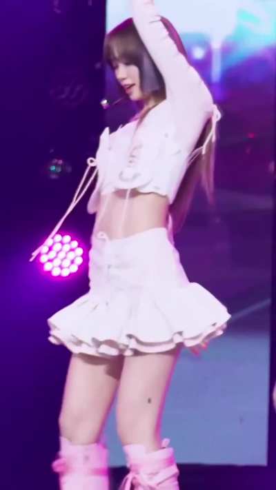 Chaewon 