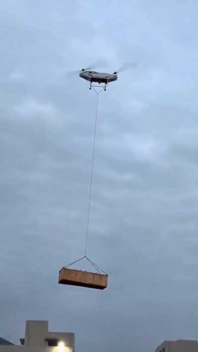 In China, a heavy drone has been introduced, capable of transporting 600 kg of cargo to remote or dangerous areas, including mountains, places affected by natural disasters, and combat zones.