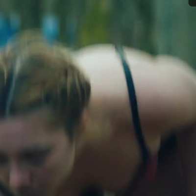 Florence Pugh Strips to Her Underwear in The Little Drummer Girl (Zoom<wbr>ed/Co<wbr>lor-C<wbr>orrec<wbr>ted)
