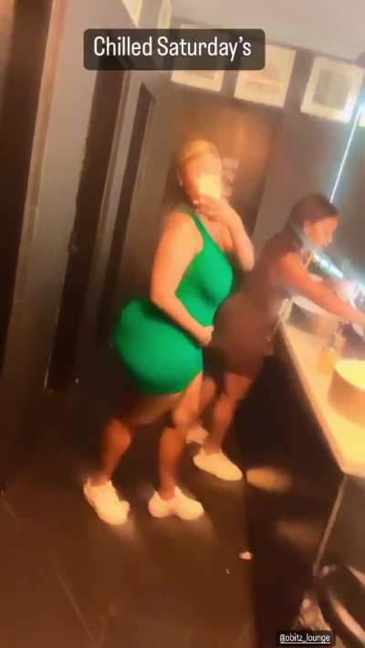 GREEN ASS