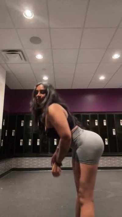 😀