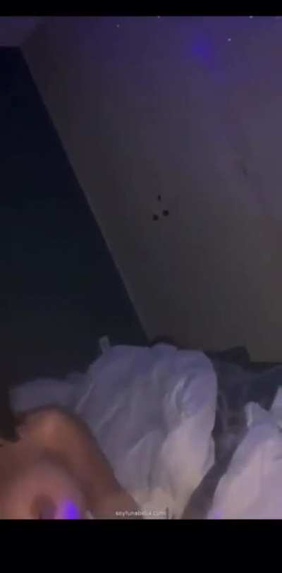 Mujer luna bella