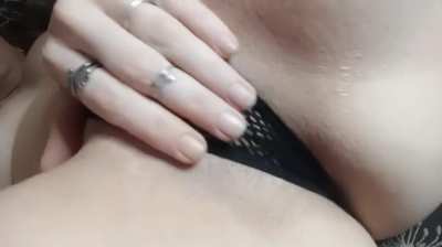 Milf Argentine wanting to meet you and play with your butt