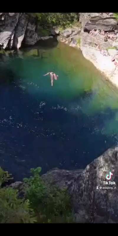 Norwegian death diving😵🙅‍♀️