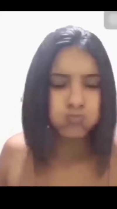 😶