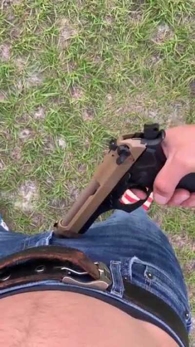 Ha🅱️🅱️iness is a warm gun. By Bointatya