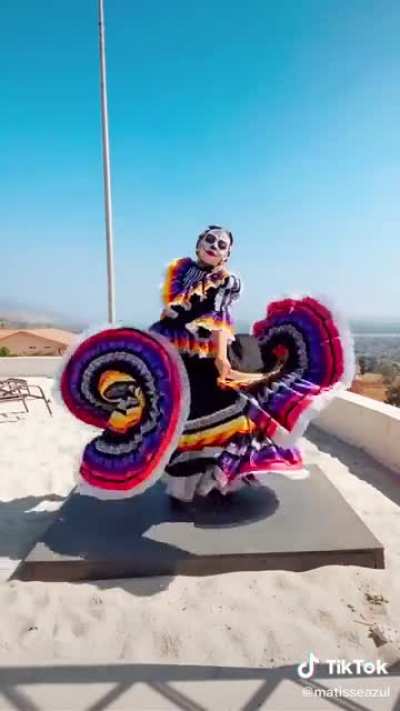 This traditional Mexican dance