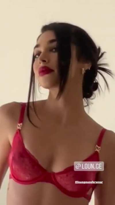 😍