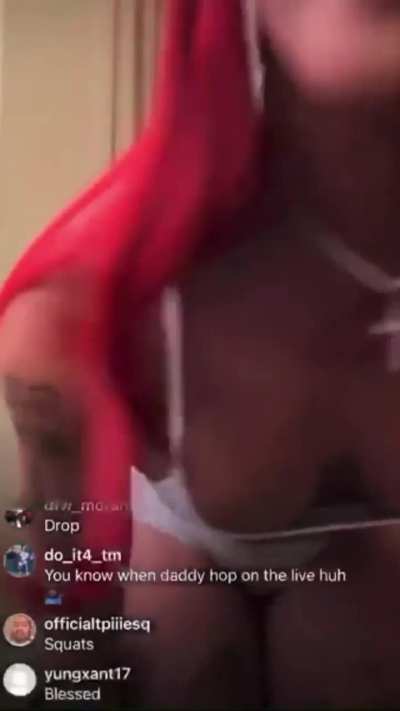 GloRilla be showing out on live