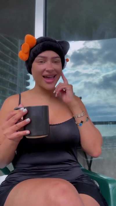Tori Brixx 