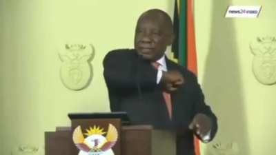 Social distancing: always use the elbow greet