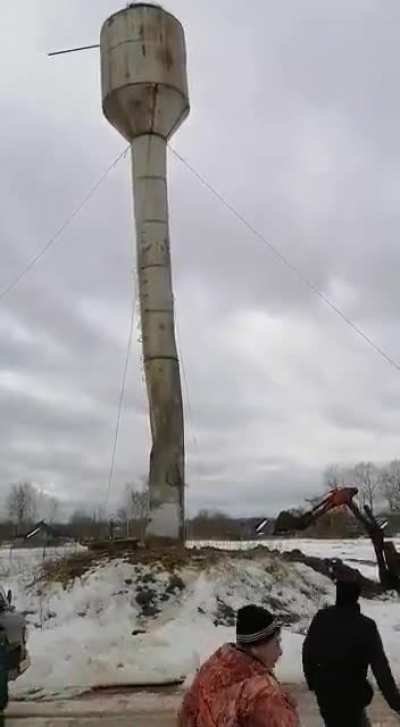 Буханку жалко