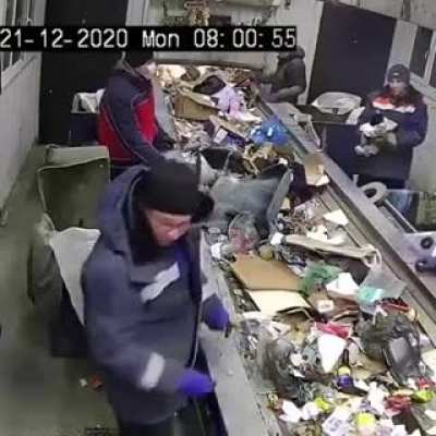 Осталось восемь жизней