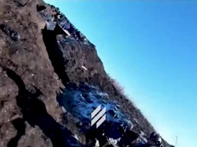 Azov: Fighting on the outskirts of Bakhmut and pouring continuous fire on enemy targets. Video clips filmed by the 