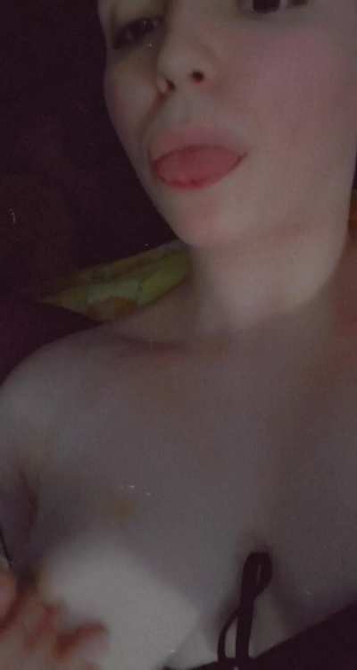 A lil titty reveal for reddit 😇