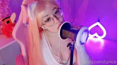 She must be a goddess 4