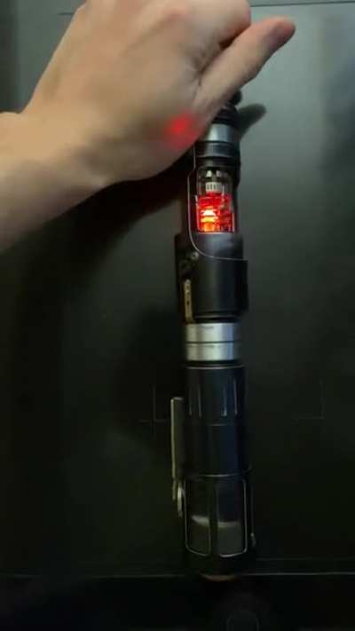 Real time Blade Detection in my personal custom made JediKiller lightsaber. It automatically switches to a different sound preset once blade is removed. Built with Proffieboard sound board.