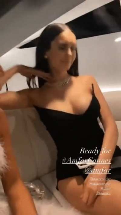 Nina Dobrev