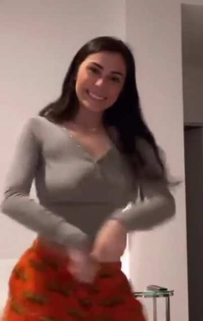 No bra 