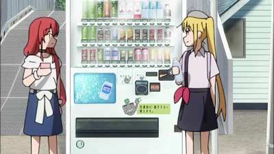 After Nijika drank water, the water label dissappeared (Episode 7)