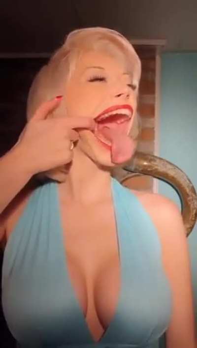 Open wide