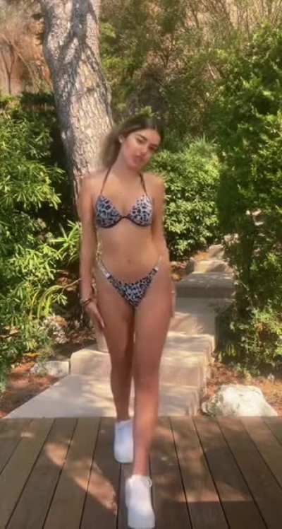 Petite