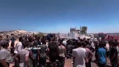 Two Palestinian civilians, Raed Hani Mohammed Al-Amassi (34), and Nabhan Mohammed Nabhan Al-Amassi (53), were reportedly burned beyond recognition after an Israeli strike targeted a civilian vehicle in central Gaza Strip.
