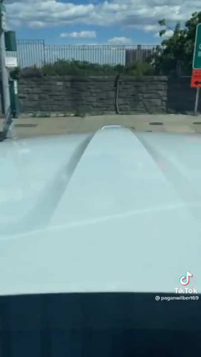 This turn in a semi