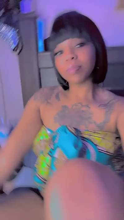 Vibe Out🧡😍<wbr>😘