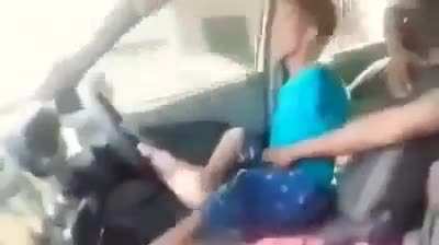 Título acordou com o pé direito.