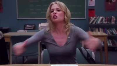 Community (3x2)