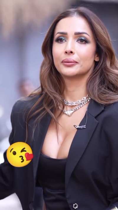 Malaika Arora Black Sexy Outfit 🔥🖤