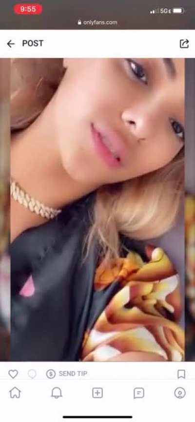 I like this chick when she’s high... she posts nastier shit... this one is just ok