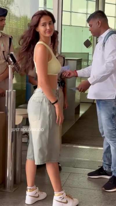 Disha Patani, 33. Ekdum Full Power Single🔥