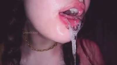 I can't stop drooling after deepthroat
