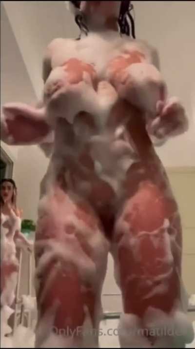🥴