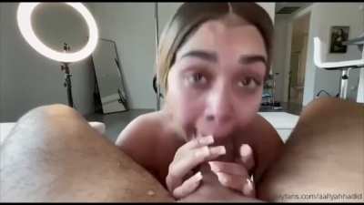 She a throat goat 🔥🔥