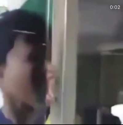 :v
