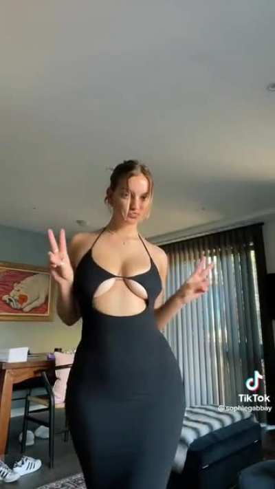 another hot tik tok lady