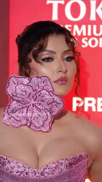 Urvashi Rautela in stunning pink dress