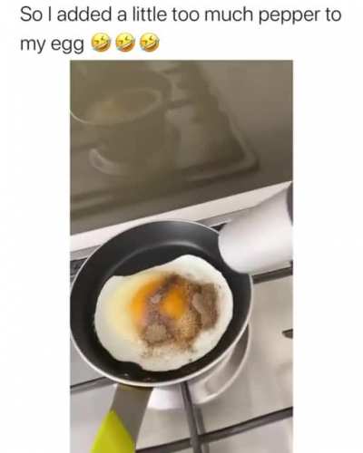 Egg citing to eat egg cooking fail 😂😆
